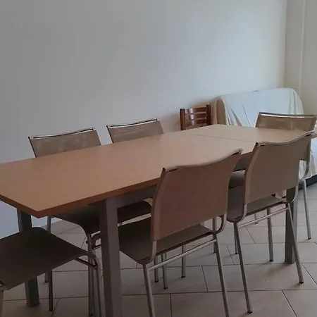 Apartman Marina Centro Attico Due 5 Posti Letto, Con Aria Cond E Ascensore *