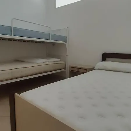 Marina Centro Attico Due 5 Posti Letto, Con Aria Cond E Ascensore